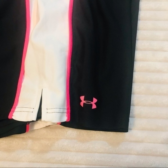 Under Armour Loose Fit Athletic Shorts Soccer Basketball Size Small - Picture 2 of 5